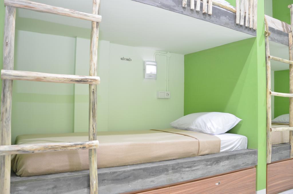 The Eco-Living Hostel Denpasar  Room photo