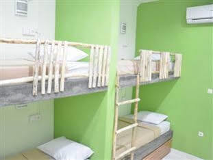 The Eco-Living Hostel Denpasar  Exterior photo